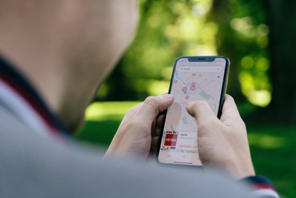 google maps locating local businesses
